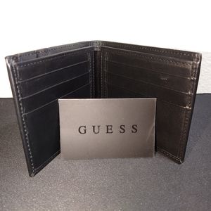 NEW Guess bifold wallet